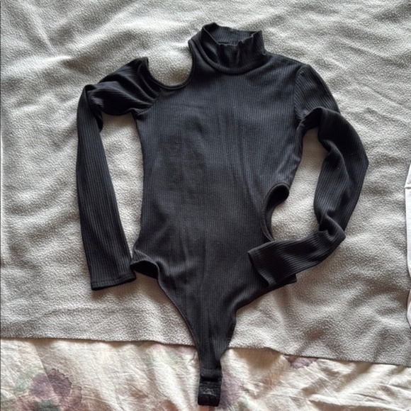 Jonathan Simkhai mock neck Ribbed Turtleneck Bodysuit XS - Picture 1 of 8